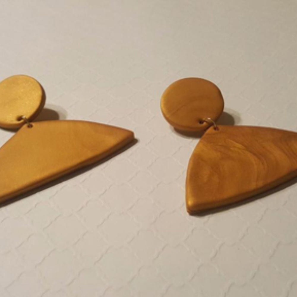 Lightweight clay Statement earrings
